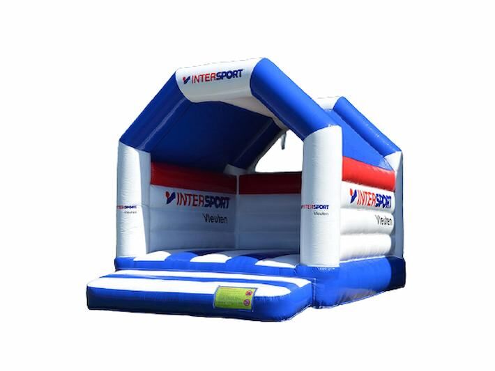 Maatwerk springkussen voor Intersport in hun huisstijl